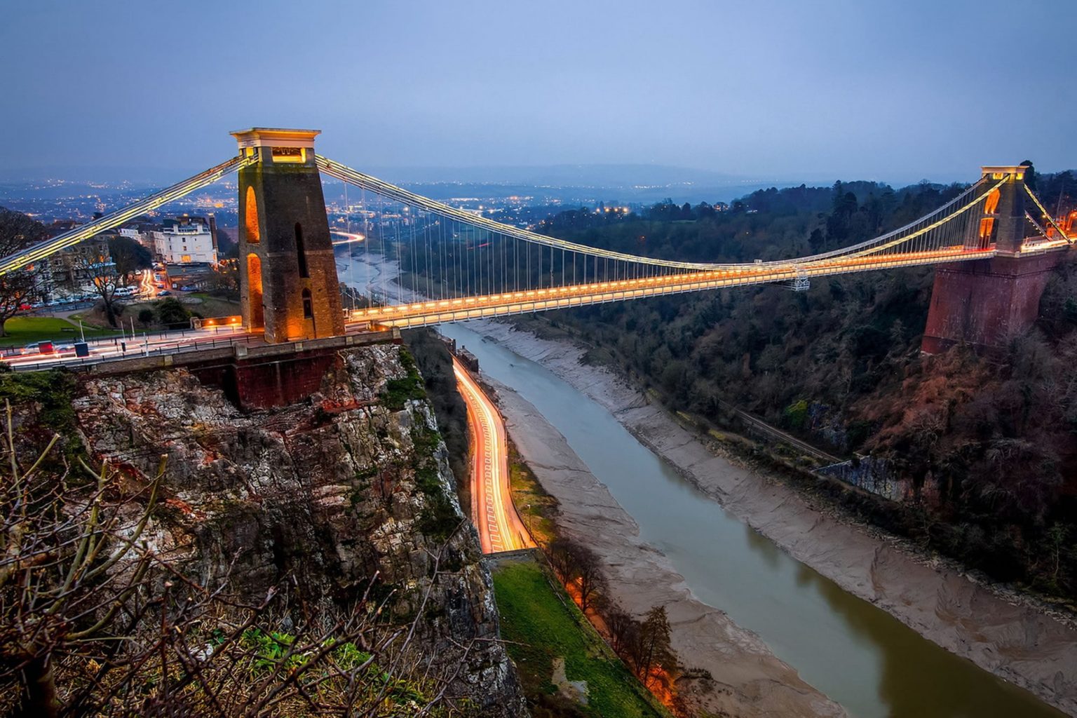 places to visit close to bristol